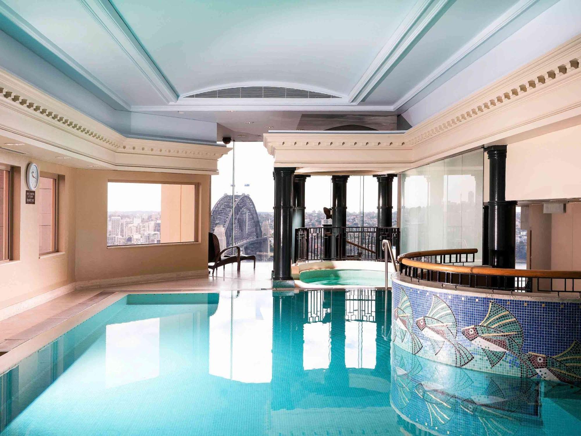 The Sebel Quay West Suites Sydney Exteriör bild The pool at the Westin Palace, Madrid