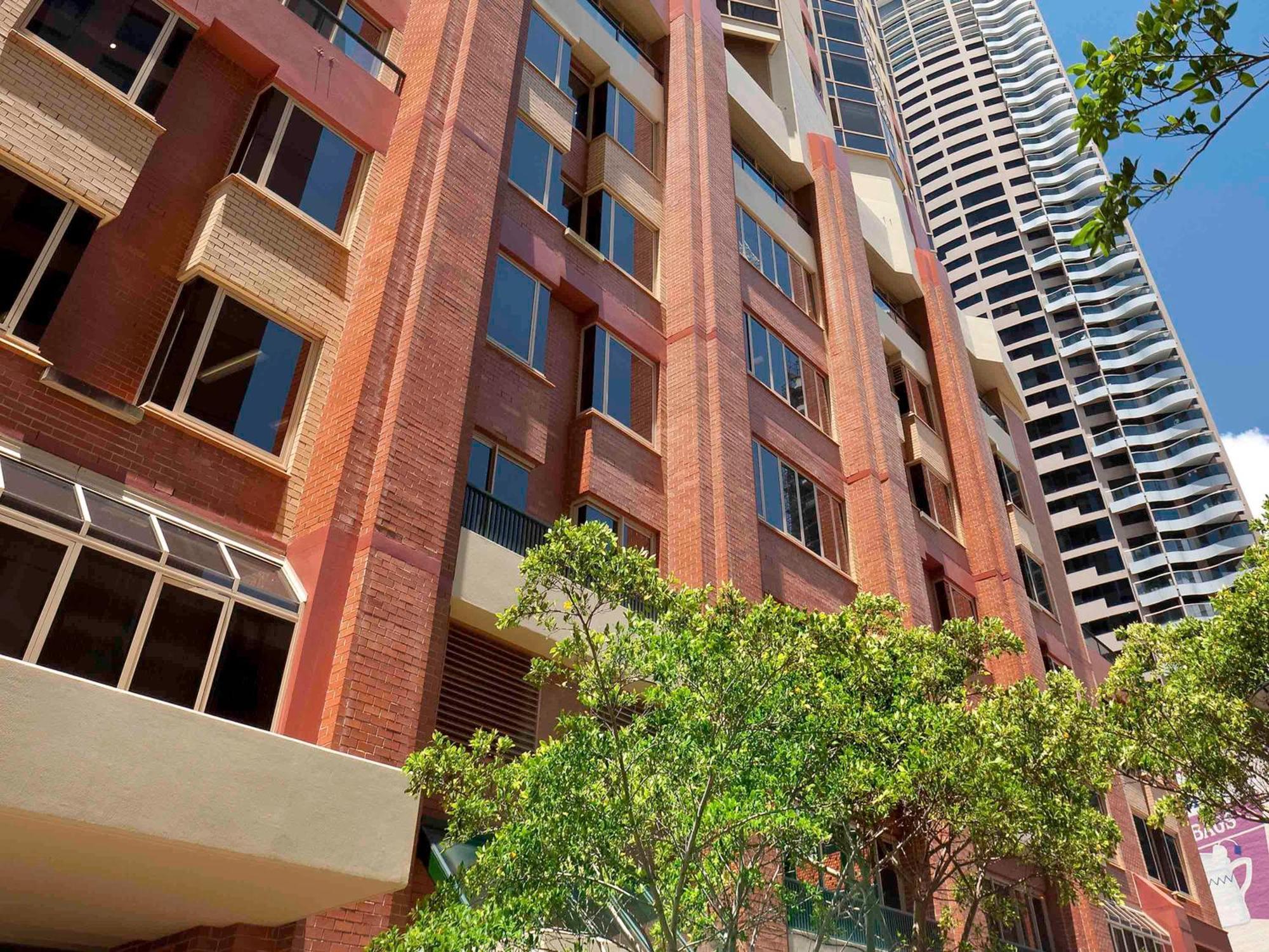 The Sebel Quay West Suites Sydney Exteriör bild The building's facade